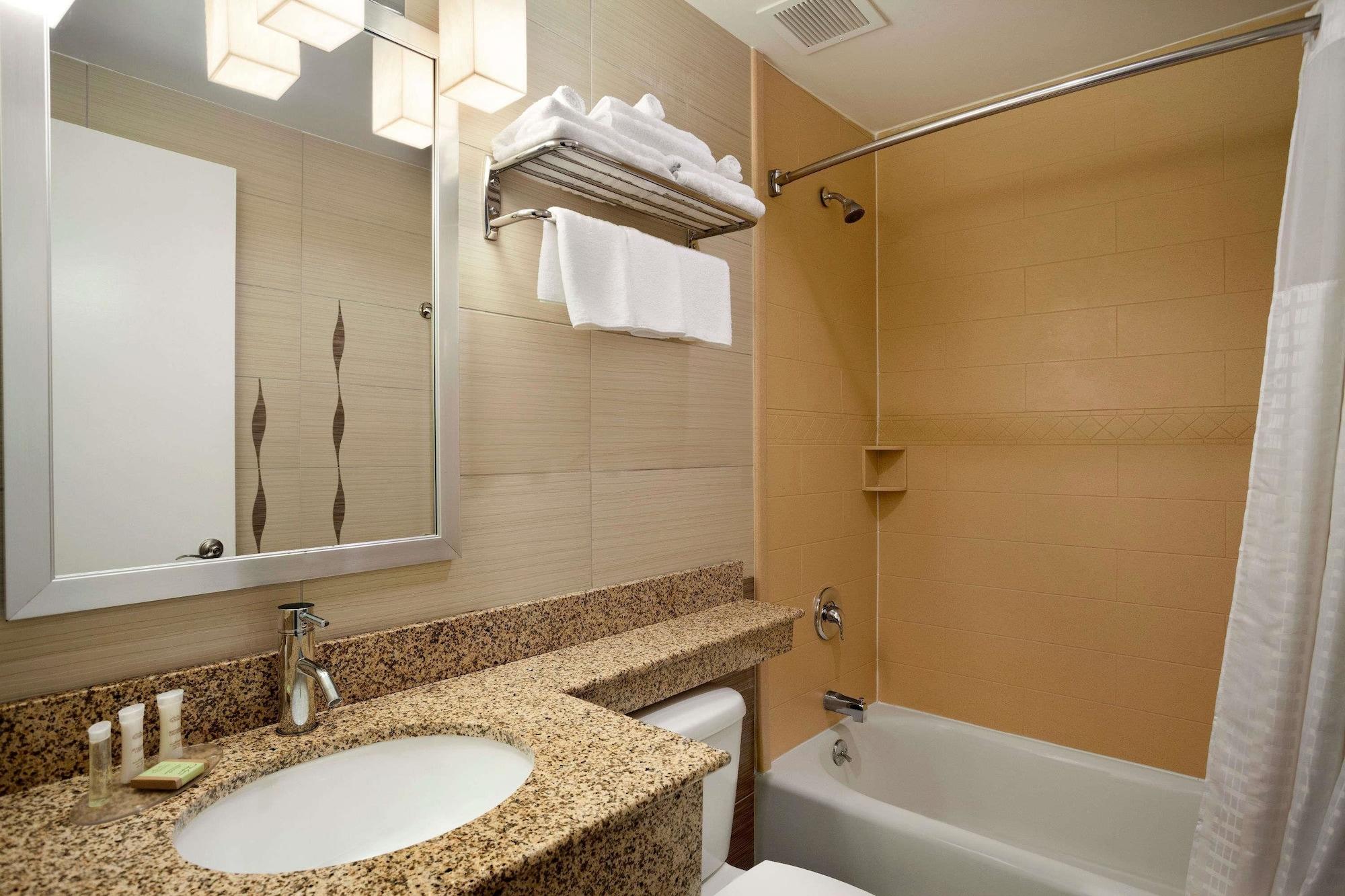 Hotel Super 8 Bronx à New York Extérieur photo