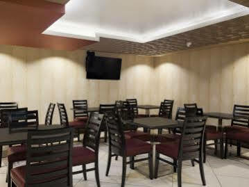 Hotel Super 8 Bronx à New York Extérieur photo